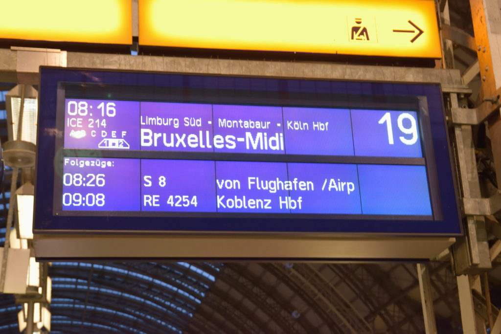 フランクフルト発ブリュッセル行きの列車