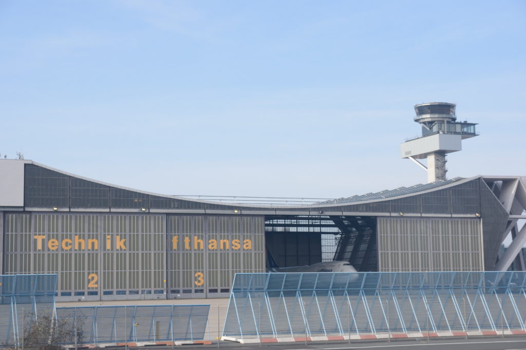 フランクフルト空港の、ルフトハンザの格納庫