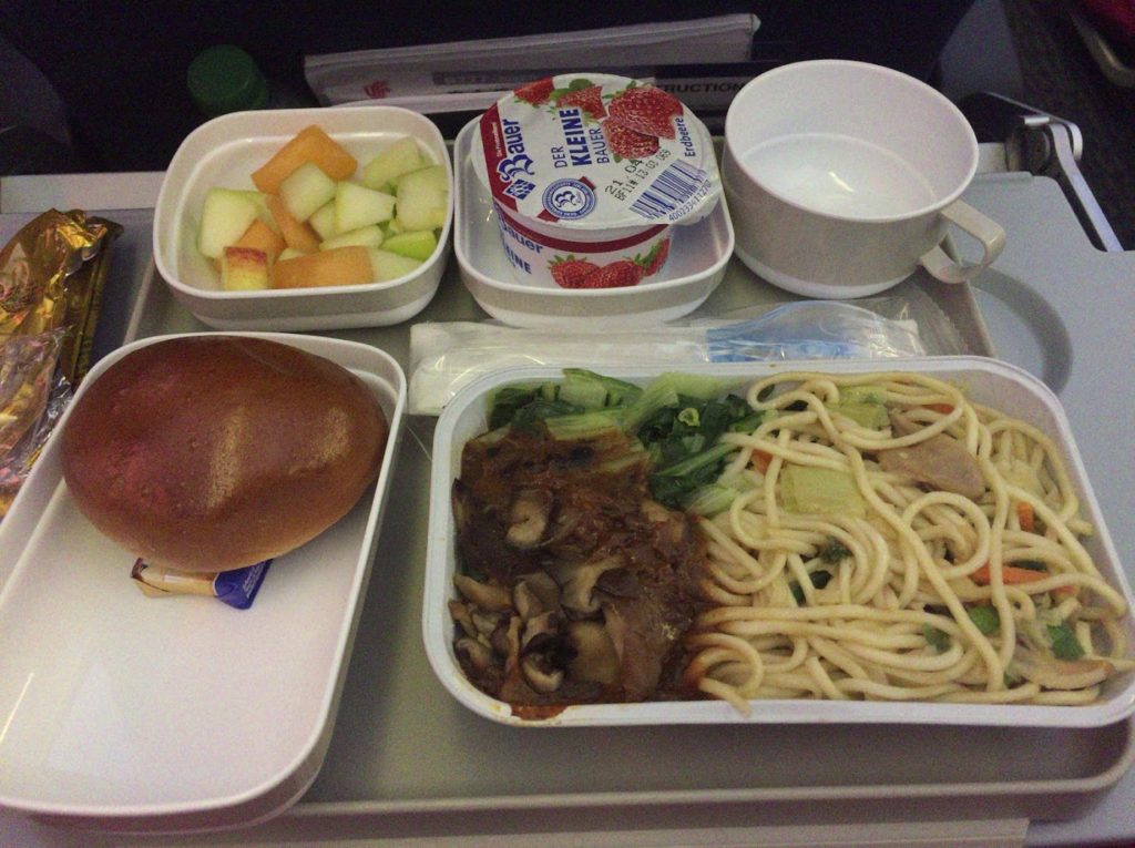 エア・チャイナ、ドイツ発便の機内食