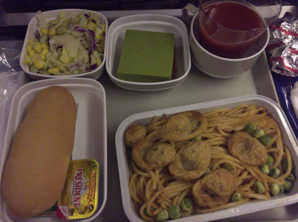 エア・チャイナ、北京→フランクフルト便の機内食
