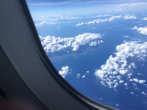 フィリピン上空からの機窓