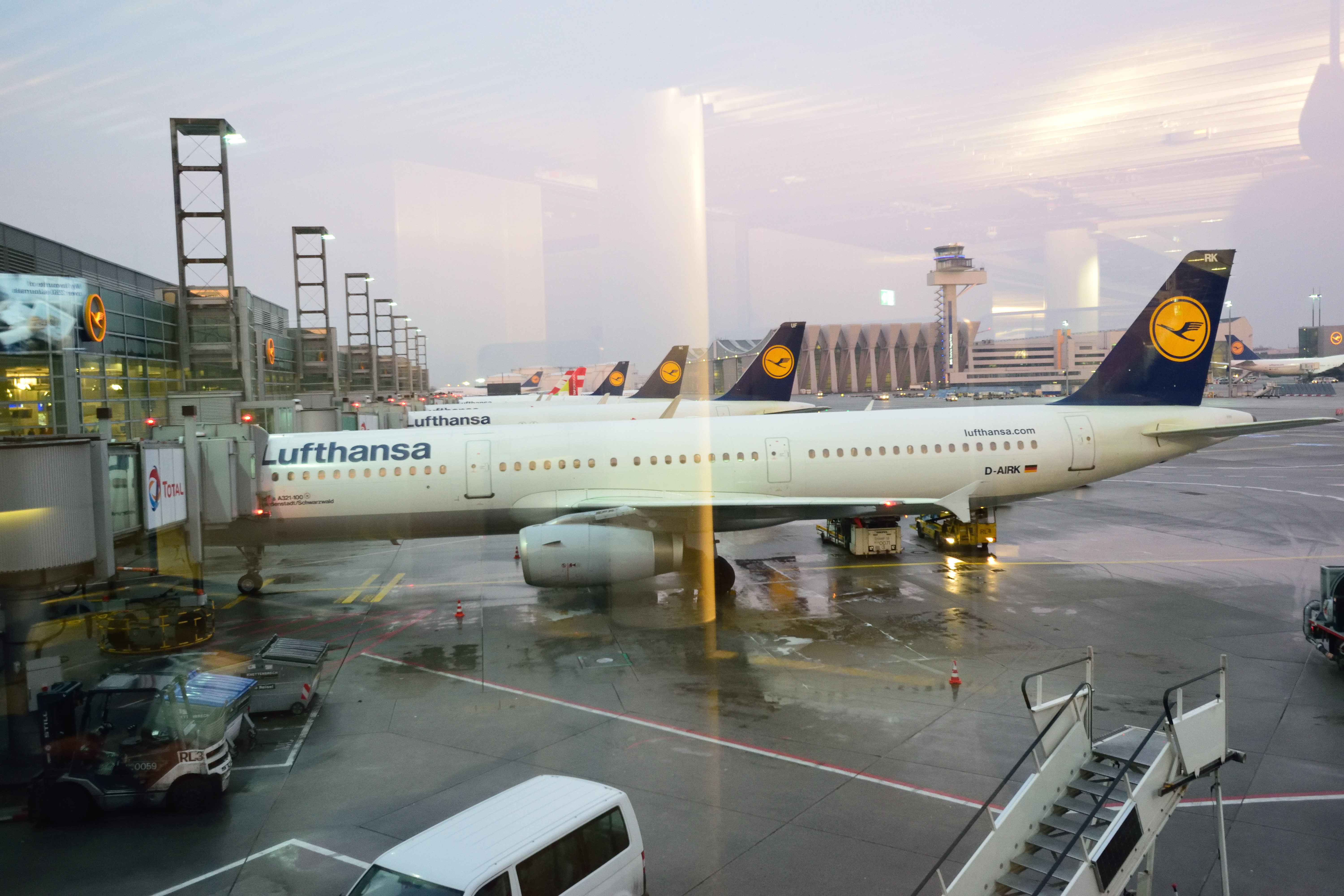 Lufthansa A321-131 D-AIRK