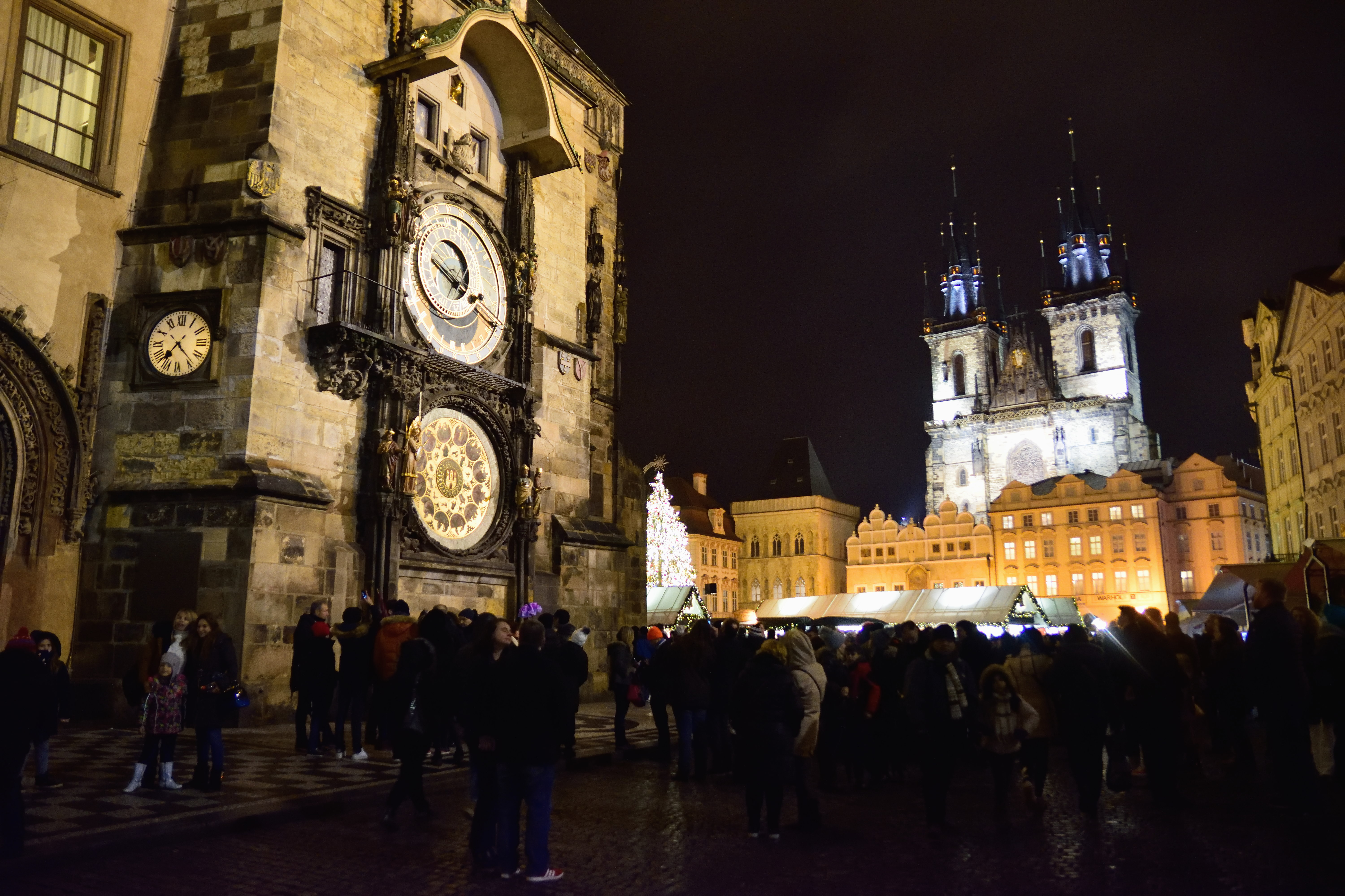 天候悪くとも百塔の街並みは美し・プラハ(チェコ)<年末年始ヨーロッパ周遊の旅Day7>
